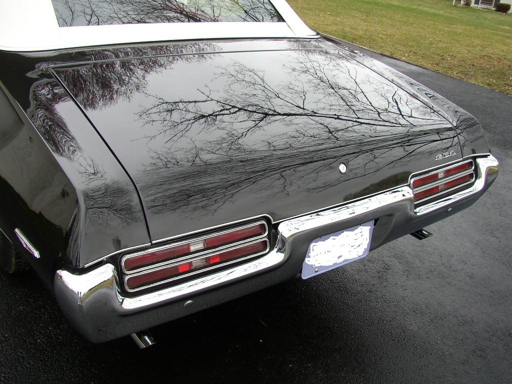 Pontiac (back of car.jpg)